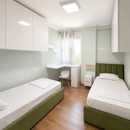 E-apartment Apartment *